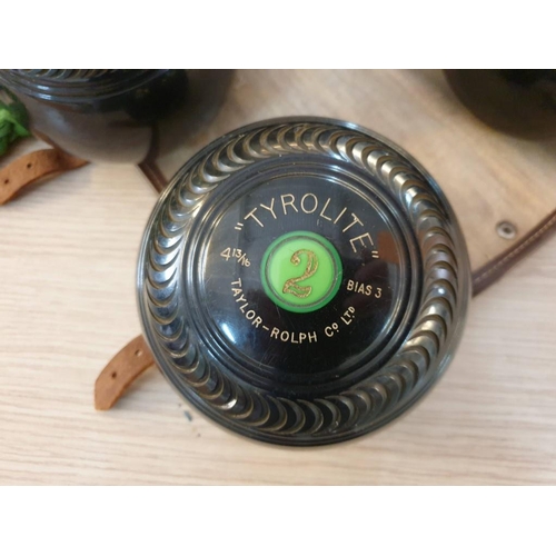 253 - Set of 4 x Lawn Bowl in Leather Carry Case; 