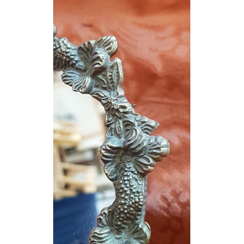 256 - Oval Mirror in Vintage Frame with Metal and Floral Pattern (19.5cm x 15cm)