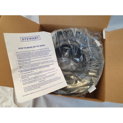 262 - Doyle's Fish Cookbook Signed by Alice & jack Doyle, Vintage Women's Own Cookery Book, Mrs Beetons Ev... 