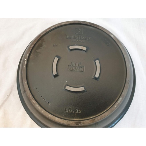 265 - Emile Henry Tagine in Black (Ø32cm)