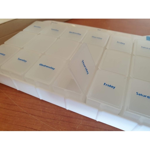 280 - Kleeneze 21-Day Pill Box (Un-Used in Box)
