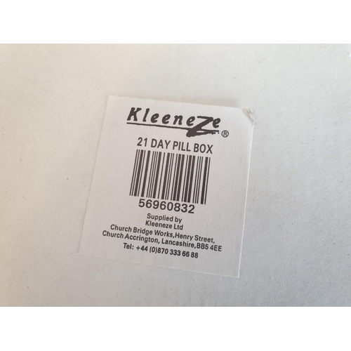 280 - Kleeneze 21-Day Pill Box (Un-Used in Box)