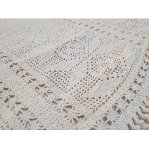 288 - Large Handmade Double Bed cover (Approx. 220cm x 220cm)