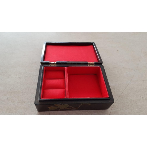 52 - 2 x Vintage Lacquerware Boxes (1 x Jewellery Box)