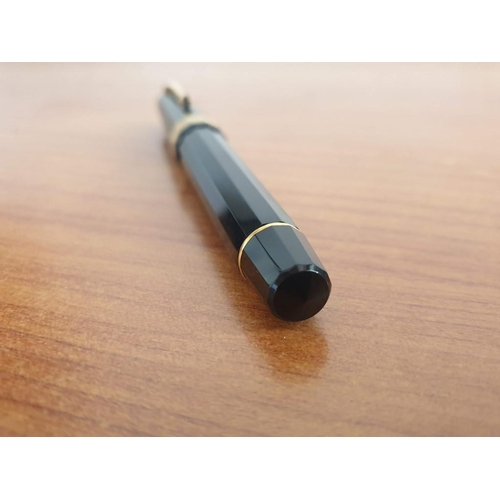 697 - Omas Paragon (Italy) Fountain Pen, Black Colour with 18ct Gold Trim and Nib, Limited Edition No 273/... 