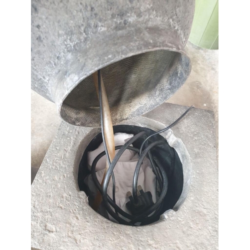 171 - Garden Stone Effect Water Feature (Approx H:85cm)