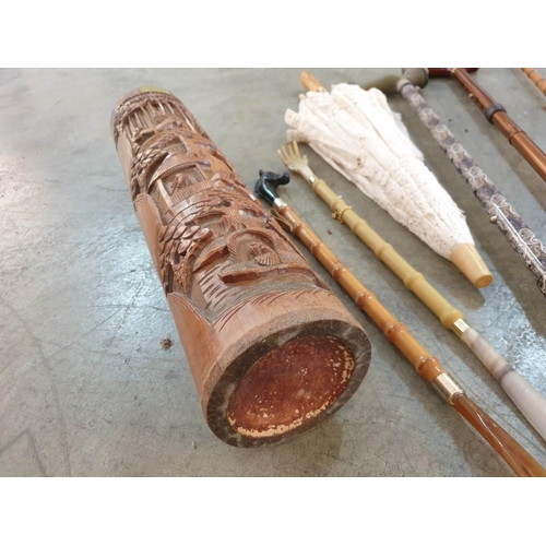 85 - Corner Bamboo Umbrella Stand (52cm x Ø43cm) with Parasole Walking Sticks etc