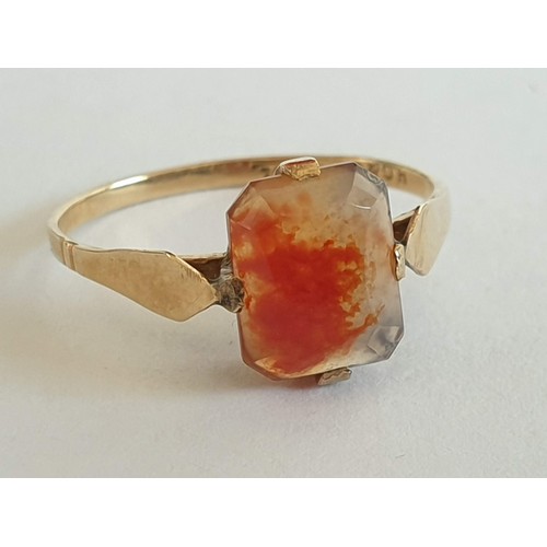 101 - 9ct Gold Ring Set with Orange Moss Agate Stone (?) Size M, Weight 1.5gr