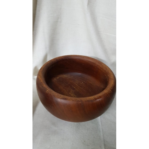 118 - Solid Wood Salad Bowl and 8 x Matching Small Bowls