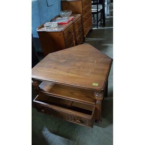 77 - Dark Wood TV Unit / Coffee Table with Drawer, Turned Uprights and Drop Leaf Corner Extension (74 x 4... 