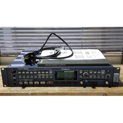 Roland VSR 880 24-bit Digital Studio / Multi-Track Recorder with