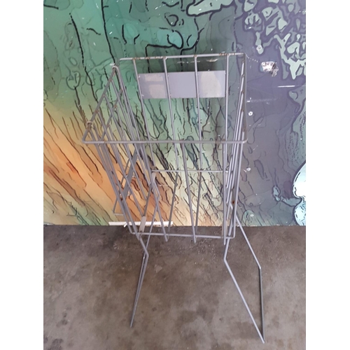 523 - Metal Stand (Garden / Outdoor)