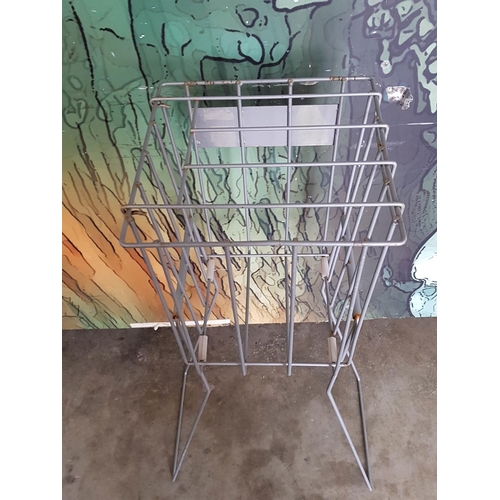 523 - Metal Stand (Garden / Outdoor)