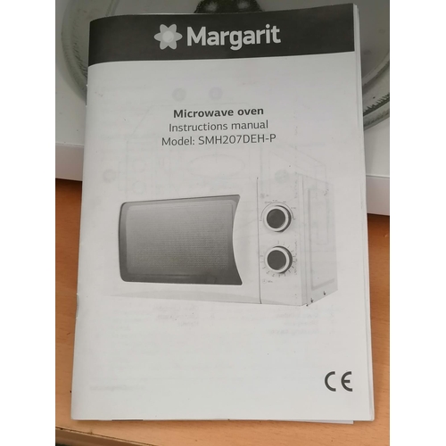 510 - Margarit Microwave, White Colour