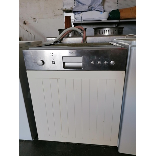 512 - Whirlpool Dishwasher (Integrated) with Silver and White Fronted Door