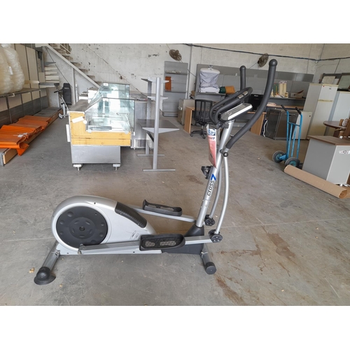 242 - Crane Sports 'Cross 7' Cross Trainer / Elliptical Machine (Model 3291)