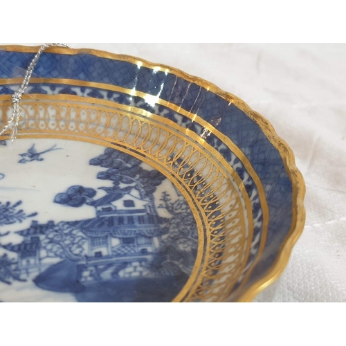 120 - Antique Chinoiseries Porcelain Tea Bowl and Saucer in Blue, White & Gold Willow Pattern (2), [POR751... 