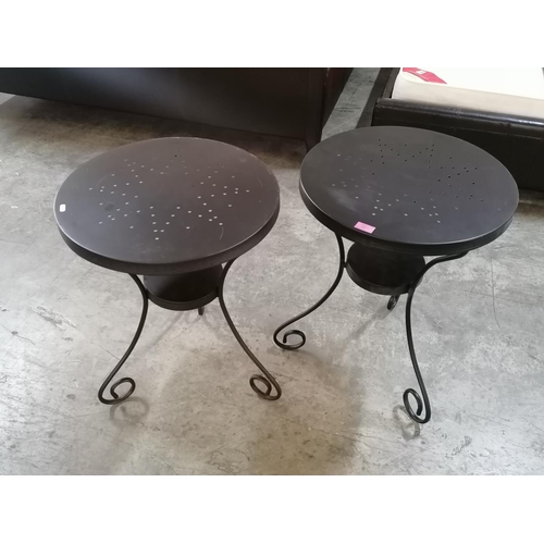 174 - Pair of Black Metal Round Side Tables with Lower Shelf and Curved Legs, (Ø: 49cm, H: 67cm), (2)