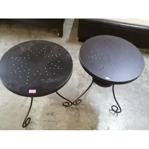 175 - Pair of Black Metal Round Side Tables with Lower Shelf and Curved Legs, (Ø: 49cm, H: 67cm), (2)