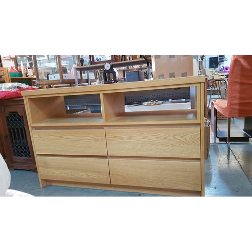 255 - Modern unit / TV Unit Light Wood Colour with 4 - Drawers (Beaverboard) (Approx. 44 x 122.5 x 77cm)