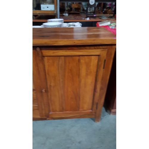 256 - Solid Wood Sideboard with 2 x Cupboards and 4-Drawers (Approx. 170 x 42 x 87cm)