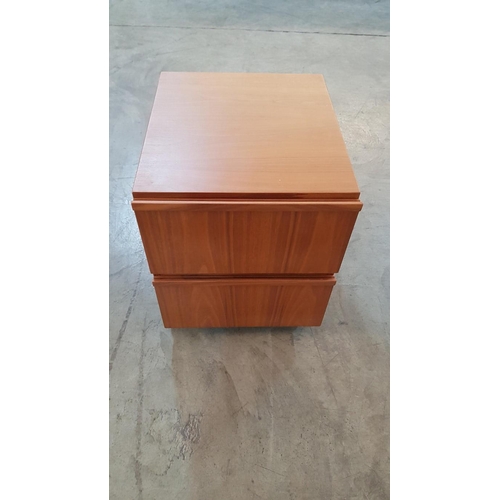 281 - Drawer Pedestal Unit (2 - Drawers, on Wheels) (44 x 51.5 x 55cm)