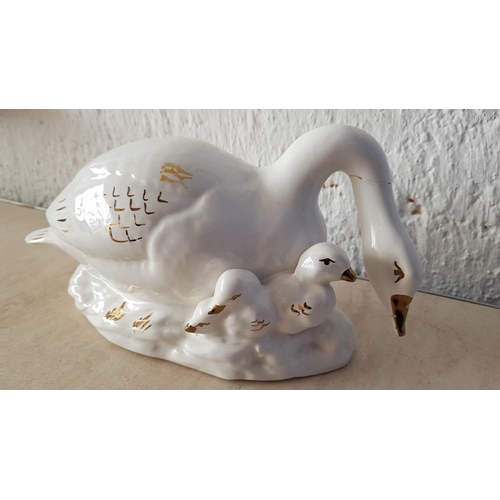 368 - Cat and Duck Family Ceramic Figurines (A/F) (Cat H:25cm and Ducks H:14cm)