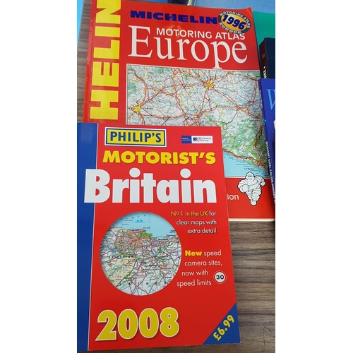 376 - Various of Education Books and Europe & Britain Maps