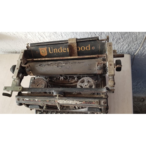 517 - Underwood Antique Typewriter A/F