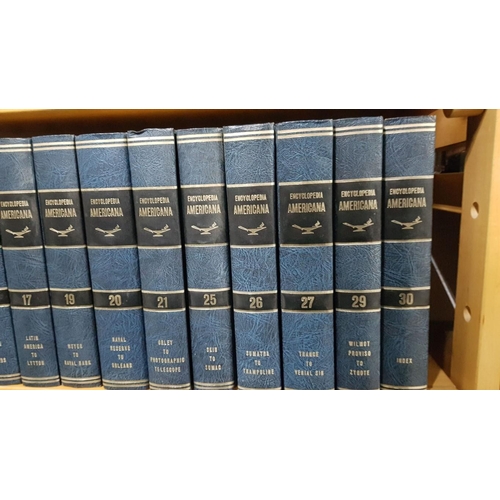 520 - 21 x Volumes Encyclopedia American 1975 (Full set 30 Volumes , Missing Nr. 1,7,12,16,18,22,23,28 )