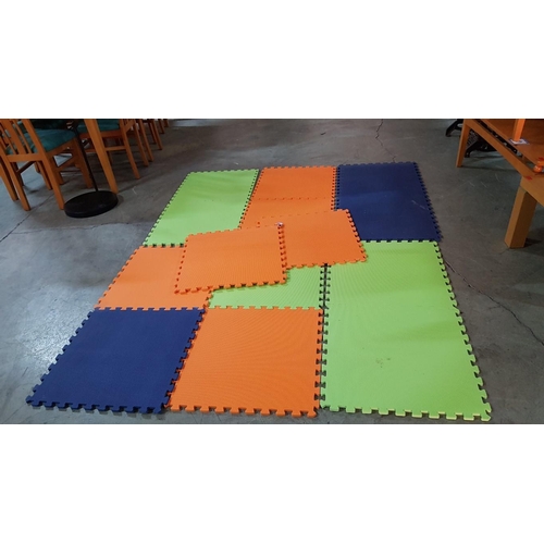 198 - Foam Floor Puzzle Play / Exercise Mats (14pcs)