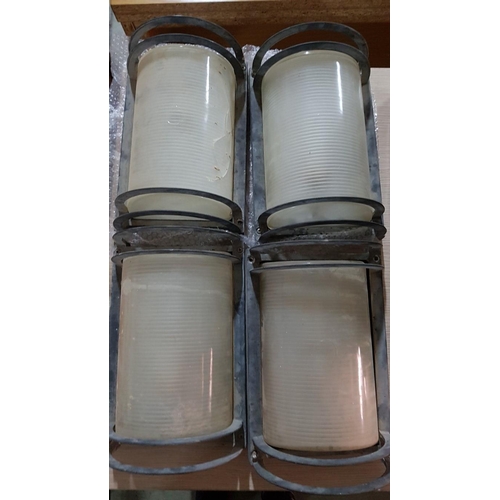 249 - Set of 4 x Outdoor Lights (Humidity - Proof Lamp Model 2004) 28 x 18cm)