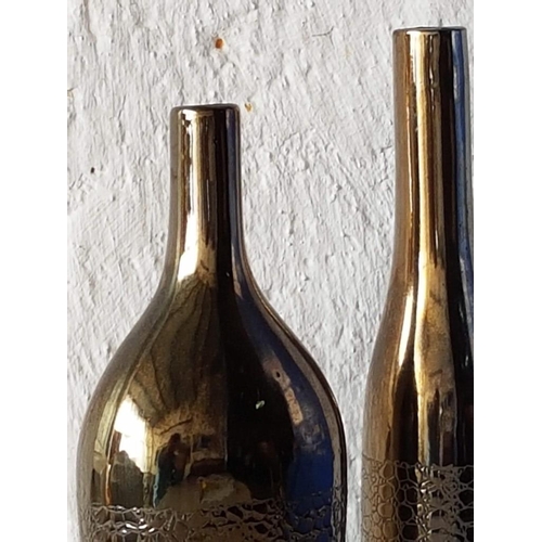 317 - Pair of Modern Vase in Metallic Colour (H:38cm & H:35.5cm)