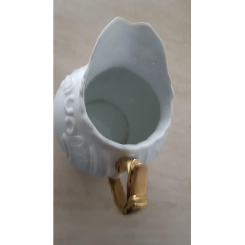 346 - Large White Porcelain Water Jug with Gold Colour Handles (H:17cm x Ø16.5cm)