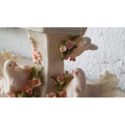 355 - Loving Piglets Figurine / Column (H:19.5cm)