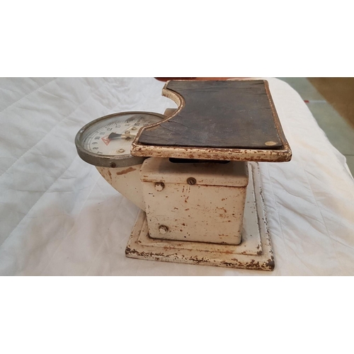 469 - Heavy Duty Vintage Leca Weight Scale