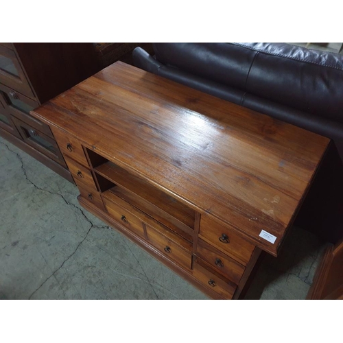 497 - Solid Wood TV Unit with 2 x Open Shelves and 8 x Drawers with Metal Handles (100 x 50 x 66cm)