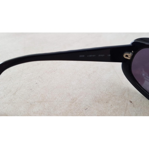 115 - Chanel Black Frame Sunglasses NO C474747 with Original Case (5009 C501/91)