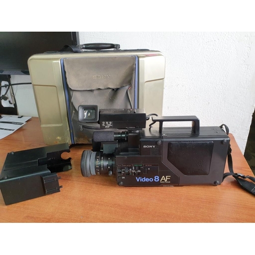 452 - Sony 'Video 8 AF' Video Camera Recorder (Model: CCD-V8 AF-E) with Case