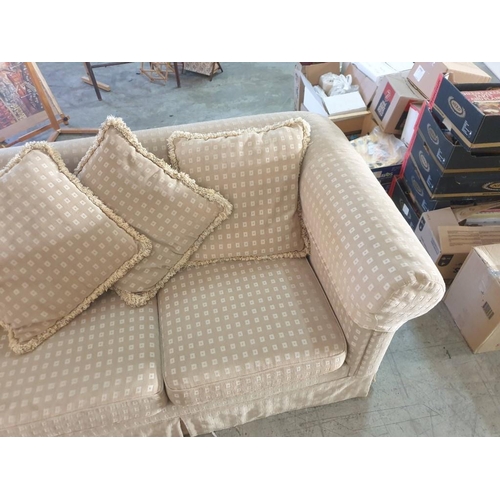 96 - 3-Seat Beige Fabric Sofa with Square Pattern and 5 x Matching Cushions (H:70cm x W: 95cm x L:215xm)