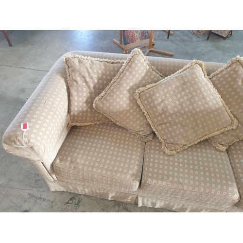 96 - 3-Seat Beige Fabric Sofa with Square Pattern and 5 x Matching Cushions (H:70cm x W: 95cm x L:215xm)