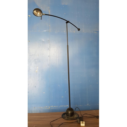 542 - Modern Black Standing Floor Lamp (A/F) (Un-Tested)
