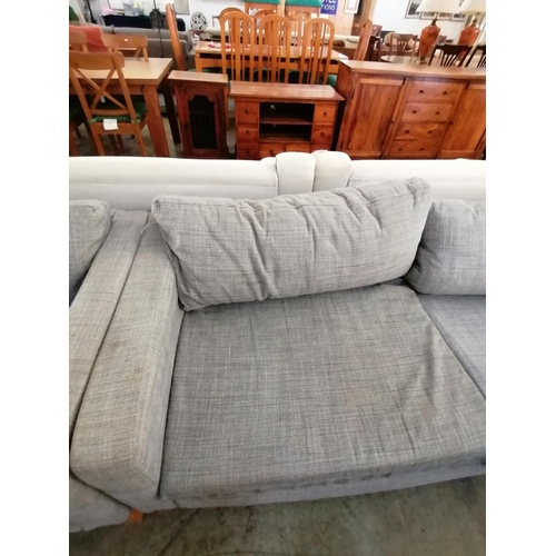 733 - Light Grey Fabric 3-Seat Sofa with Removable Cover (205 x 89 xH:65cm)