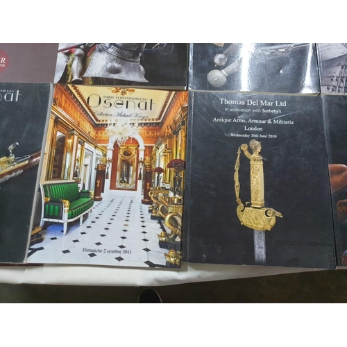 753 - Collection of 11 x 