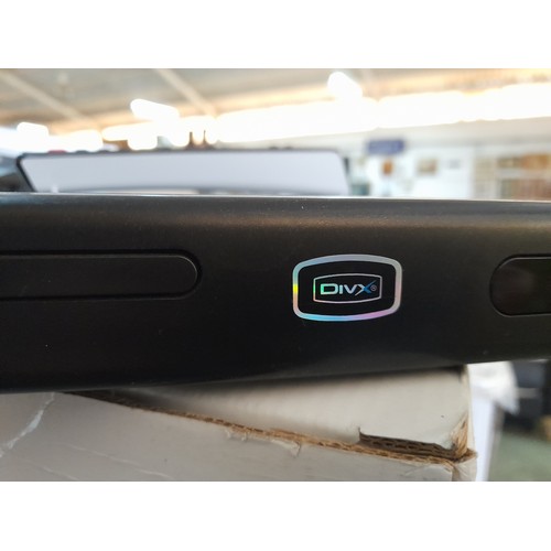 762 - Samsung DVD Player (Model DVD-P181)