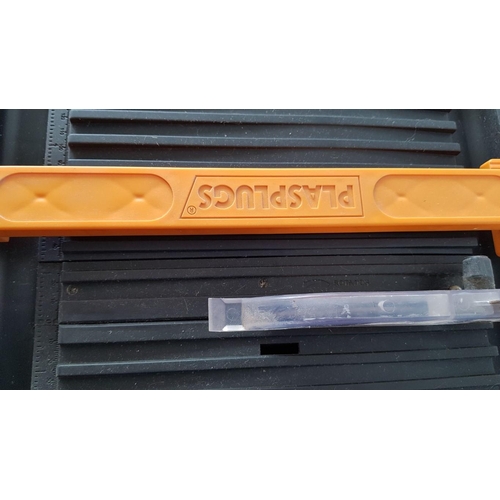 567 - Plasplugs Compact Plus Diamond Wet Wheel Tile Cutter