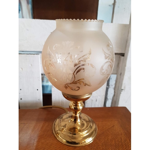 583 - 3 x Brass Vintage Table Lamps with Glass Shades