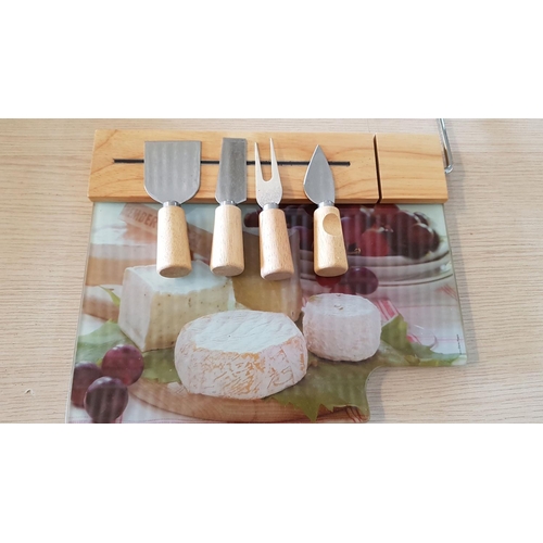 562 - Cheese Cutting & Slicing Board Set
