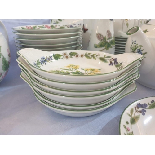 32 - Huge Collection of Royal Worcester Tableware in 'Worcester Herbs' Pattern, Incl. Dinner Service and ... 