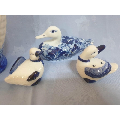 57 - Set of 3 x 'Pedralba' (Valencia, Spain) Hand Painted Duck Ornaments (Highest Approx. 30cm), Together... 